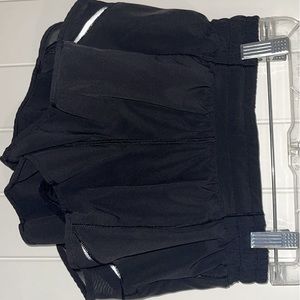 Lululemon Hotty Hot Low Rise 2.5